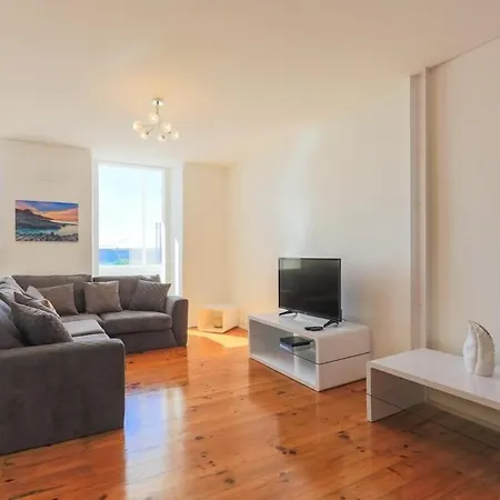 Airy Lapa 2 Bedroom River And Bridge Views Ac Apartmán *
