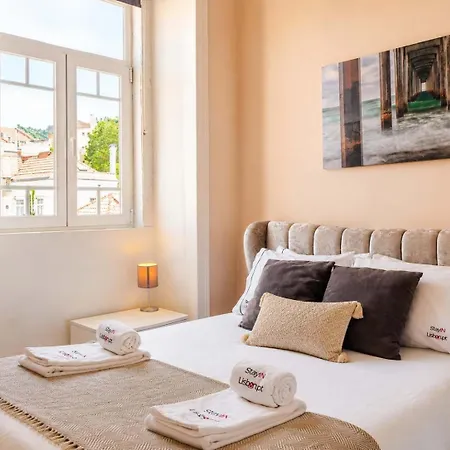 Airy Lapa 2 Bedroom River And Bridge Views Ac Lisboa