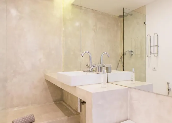 شقة Airy Lapa 2 Bedroom River And Bridge Views Ac