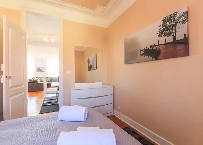 Airy Lapa 2 Bedroom River And Bridge Views Ac Lisboa