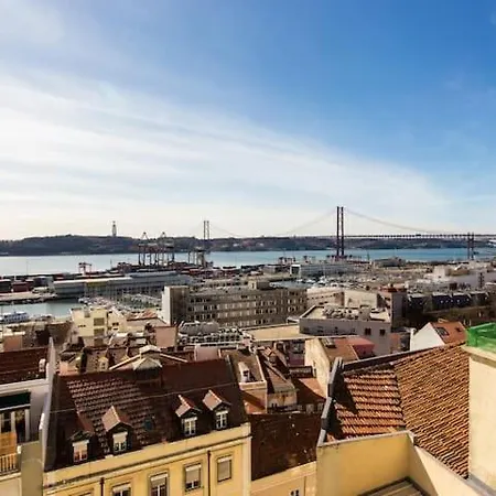 Airy Lapa 2 Bedroom River And Bridge Views Ac * Lisbona